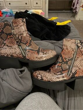 Women's Snake-Print Platform Ankle Boots - Brown/Black